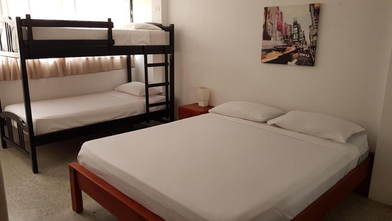 Chaqana Hostel Salinas  Εξωτερικό φωτογραφία