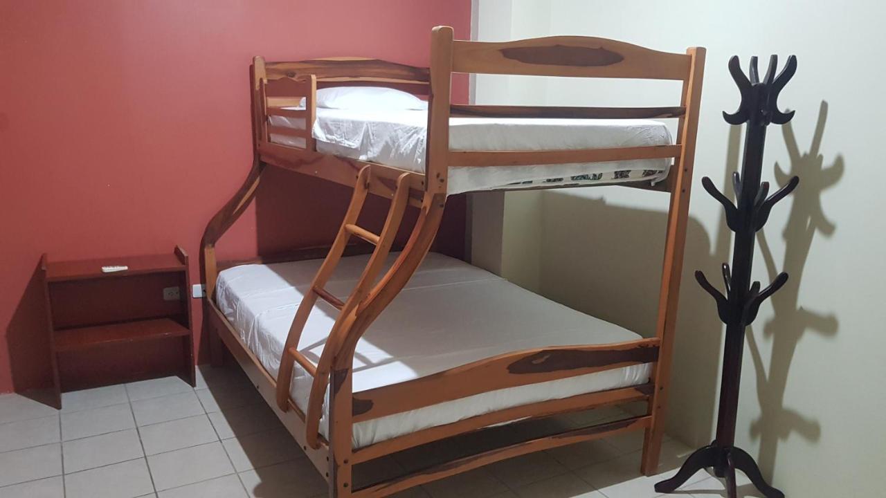 Chaqana Hostel Salinas  Εξωτερικό φωτογραφία