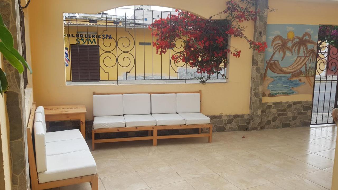 Chaqana Hostel Salinas  Εξωτερικό φωτογραφία