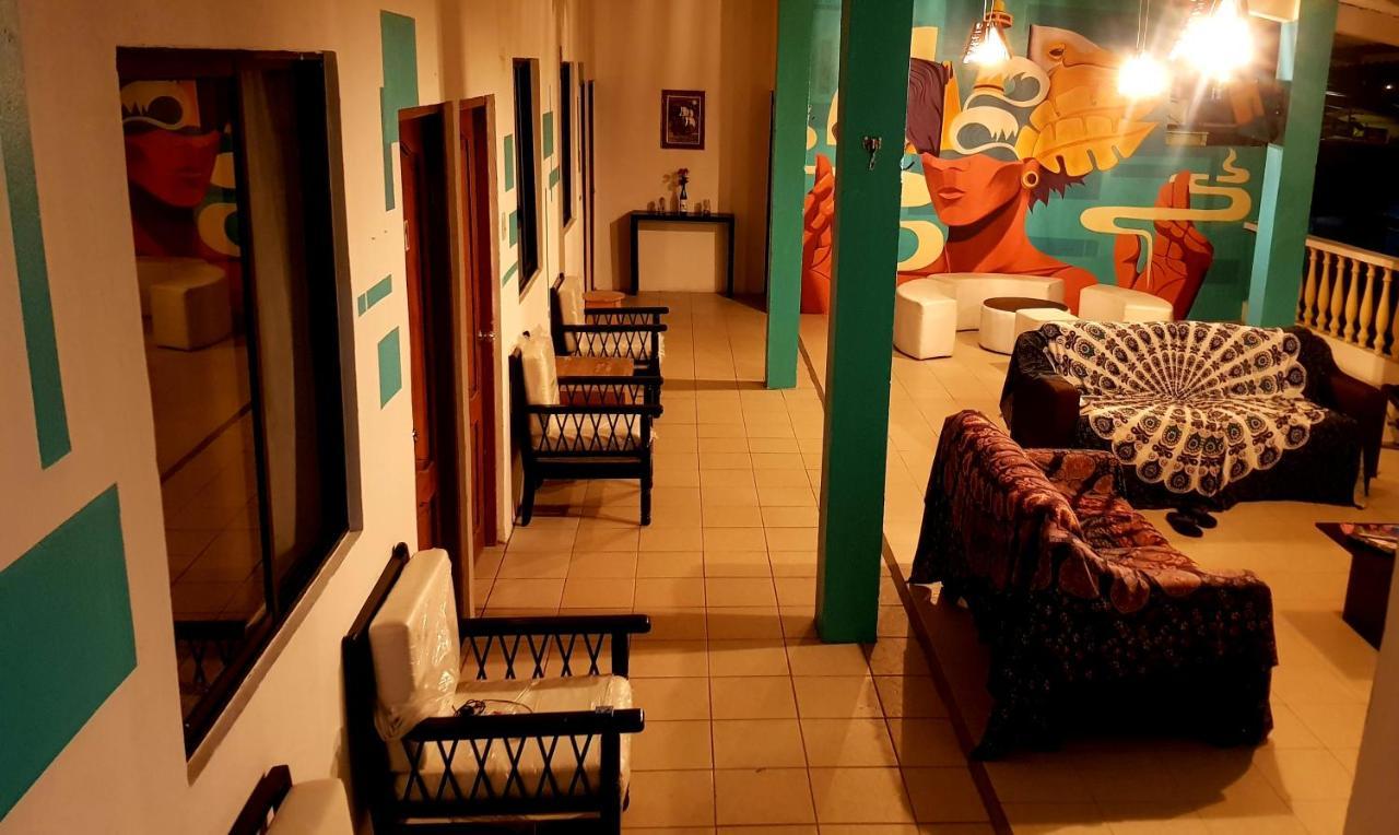 Chaqana Hostel Salinas  Εξωτερικό φωτογραφία