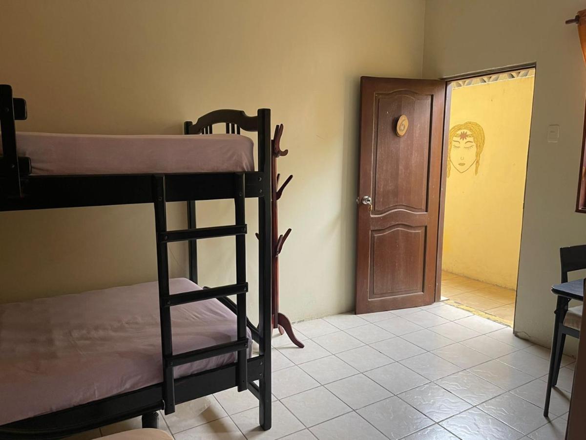 Chaqana Hostel Salinas  Εξωτερικό φωτογραφία